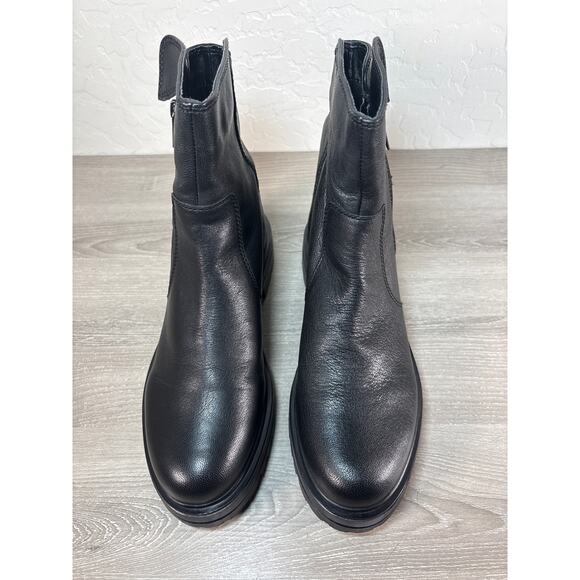 Very Volatile Los Angeles Women's Frances Mid Calf Leather Boots Size 9- NWOB - Picture 4 of 9